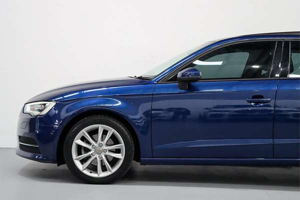 2014 Audi A3 Attraction 8V