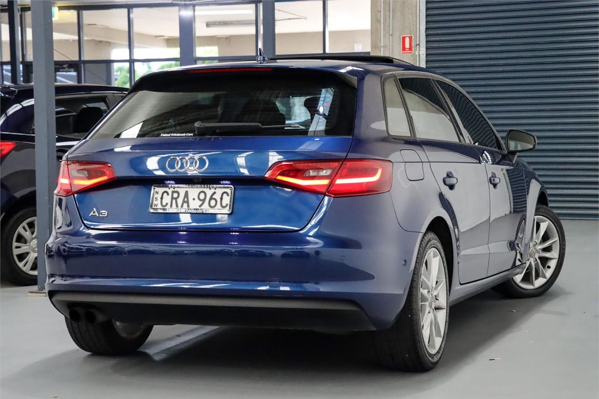 2014 Audi A3 Attraction 8V