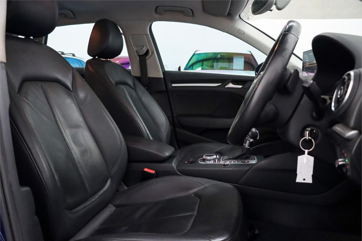 2014 Audi A3 Attraction 8V