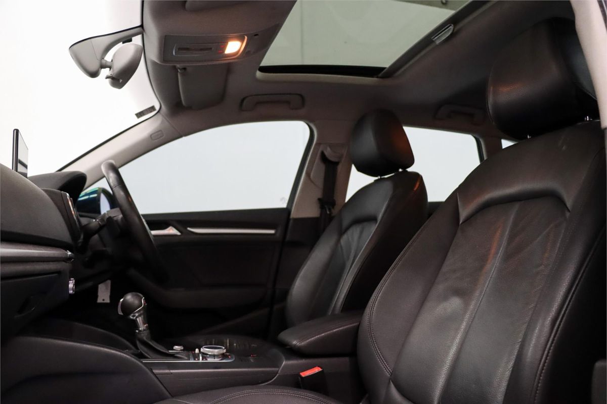 2014 Audi A3 Attraction 8V