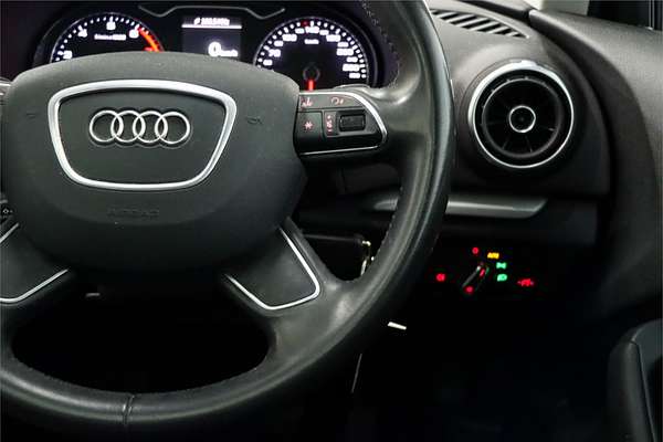 2014 Audi A3 Attraction 8V