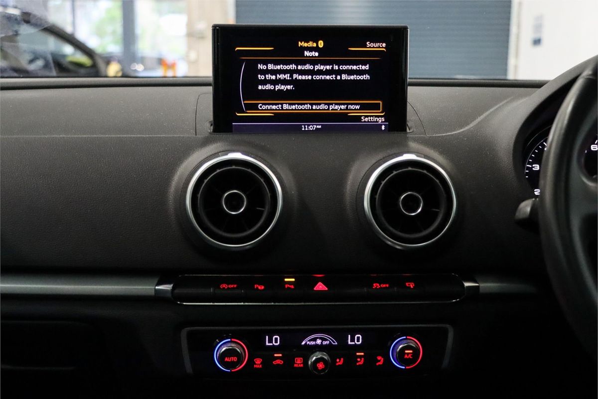 2014 Audi A3 Attraction 8V