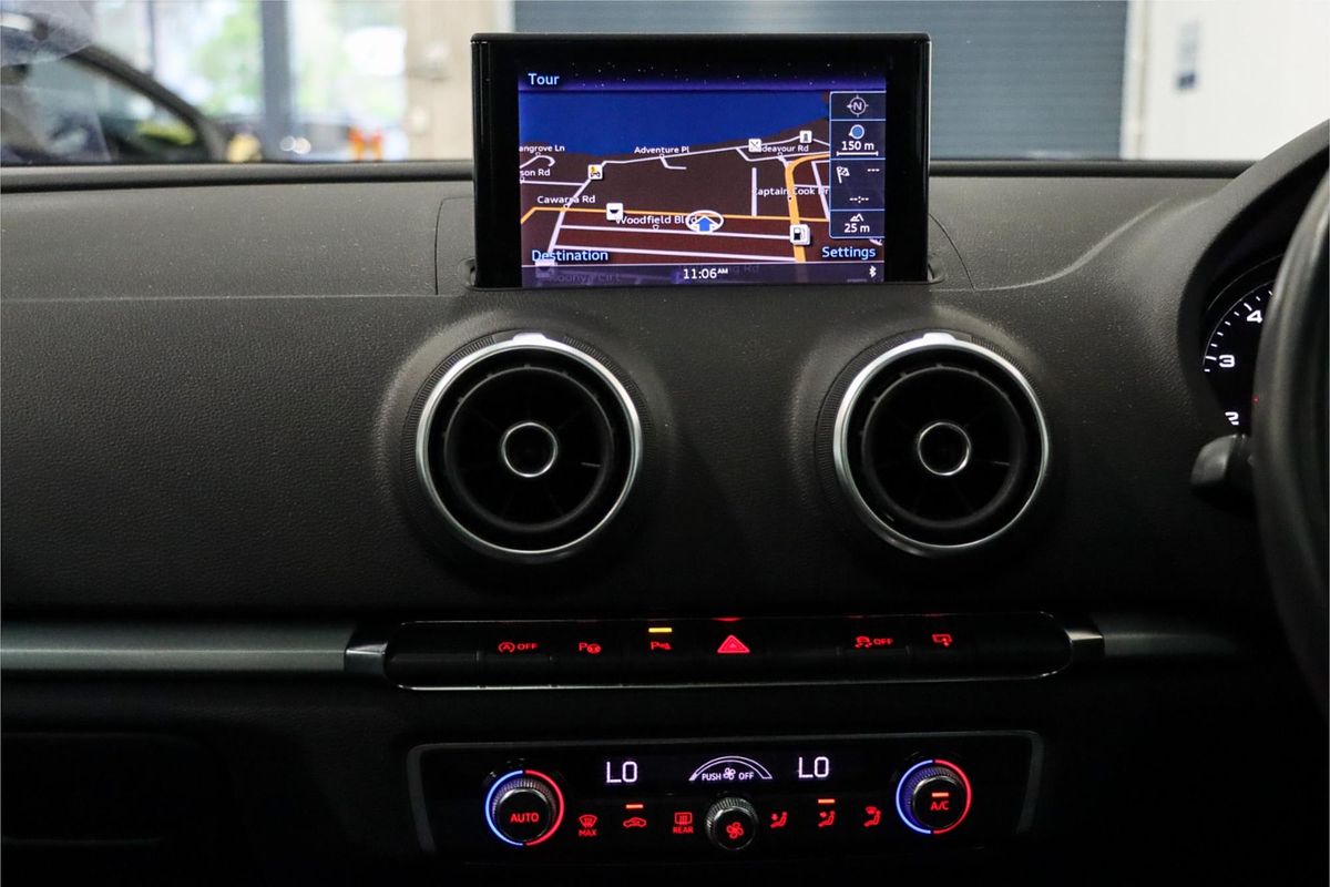 2014 Audi A3 Attraction 8V