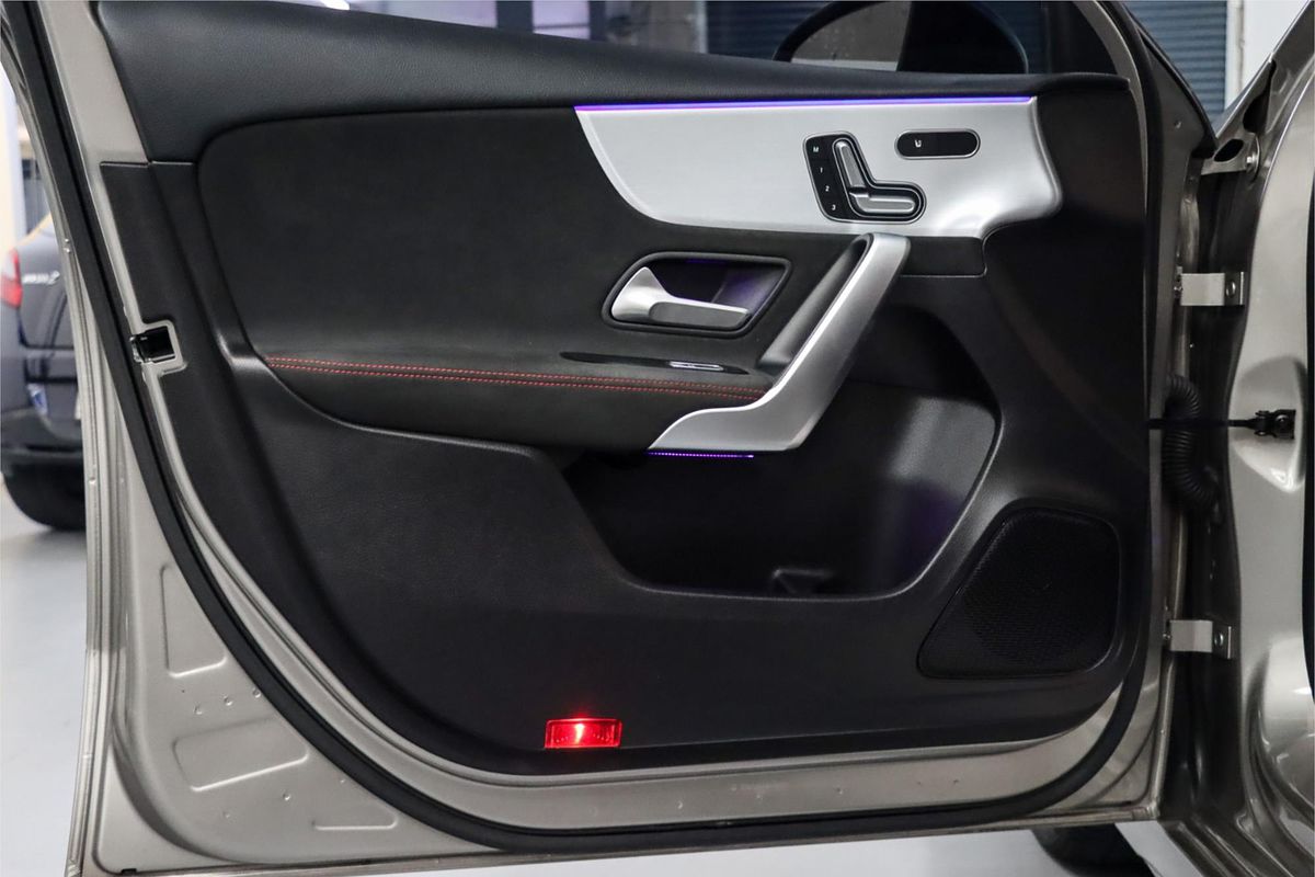 2019 Mercedes-Benz A-Class A200 V177