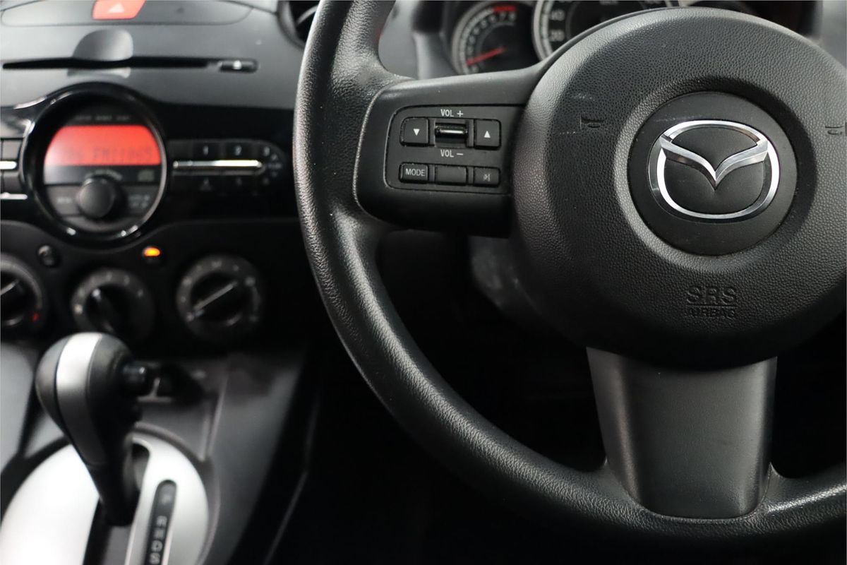 2013 Mazda 2 Neo Sport DE Series 2