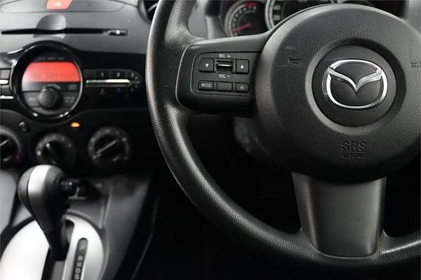 2013 Mazda 2 Neo Sport DE Series 2