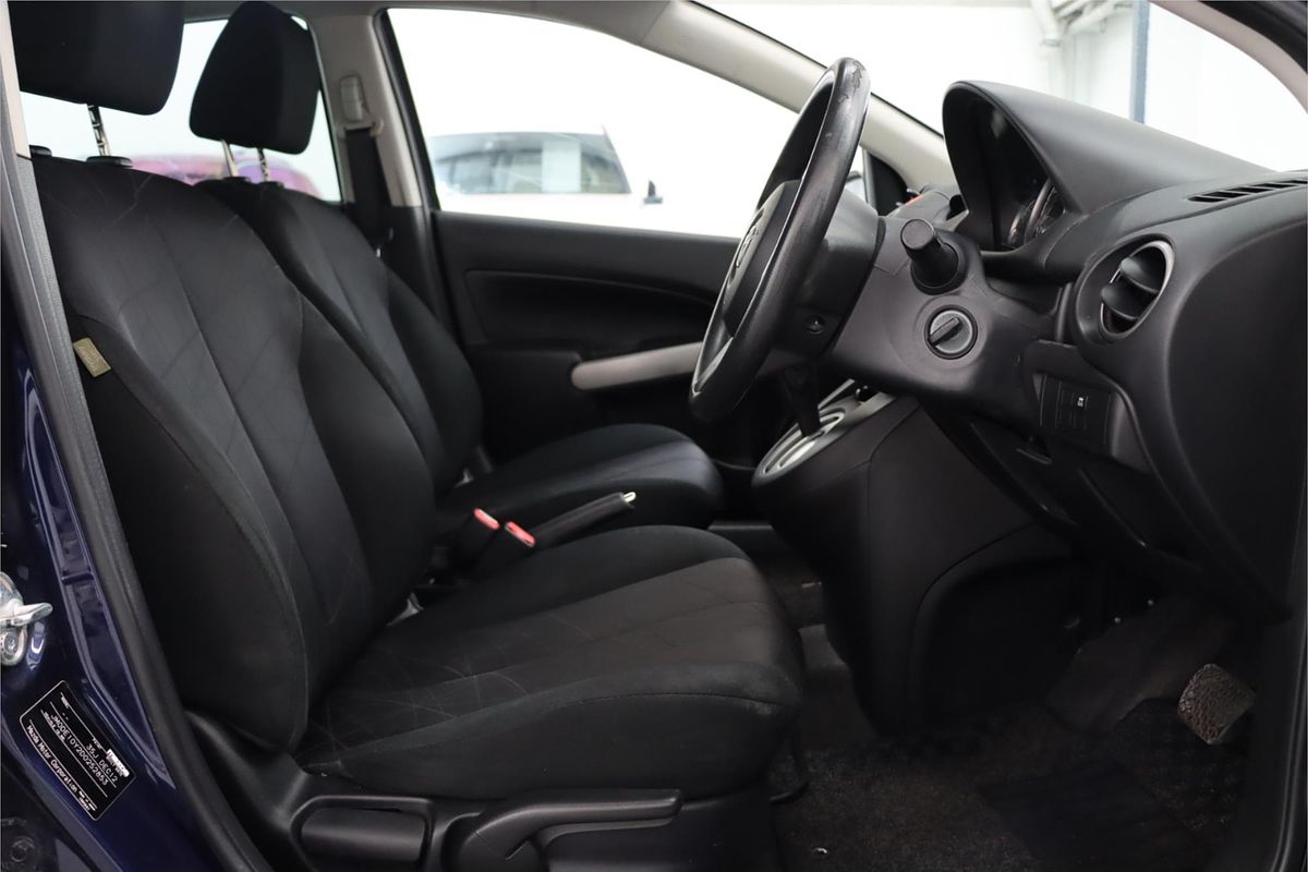 2013 Mazda 2 Neo Sport DE Series 2