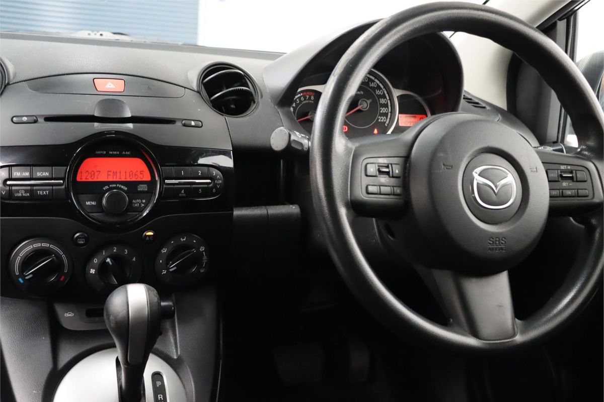 2013 Mazda 2 Neo Sport DE Series 2