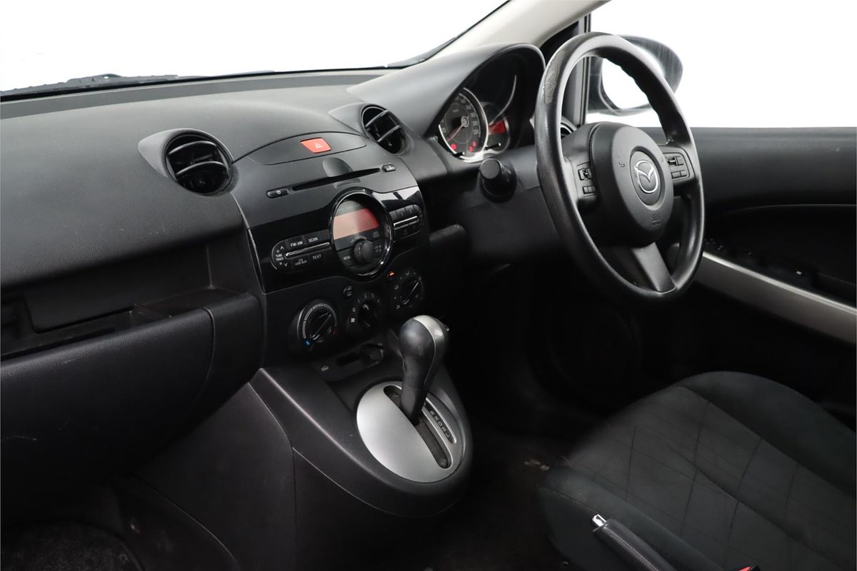 2013 Mazda 2 Neo Sport DE Series 2