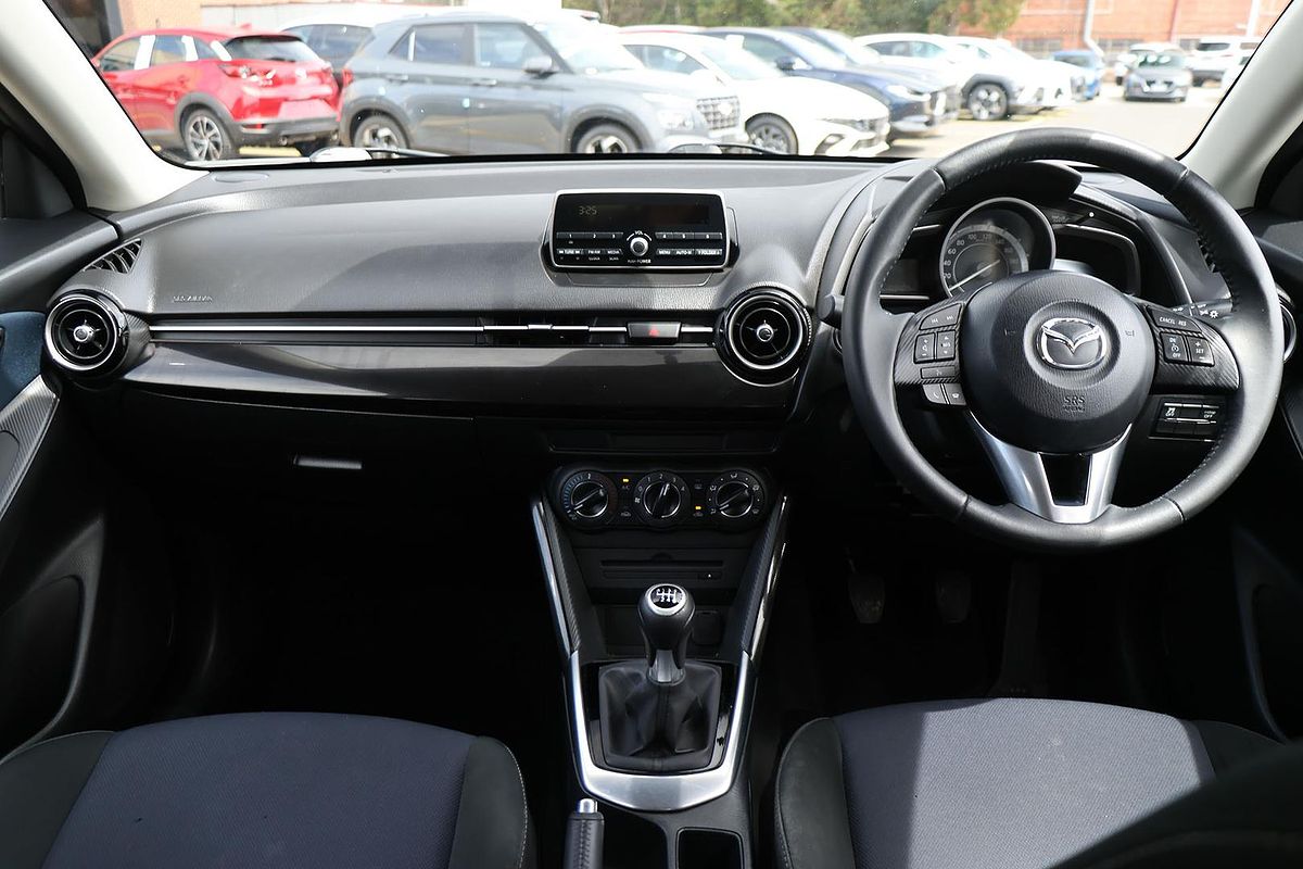2015 Mazda 2 Maxx DJ Series