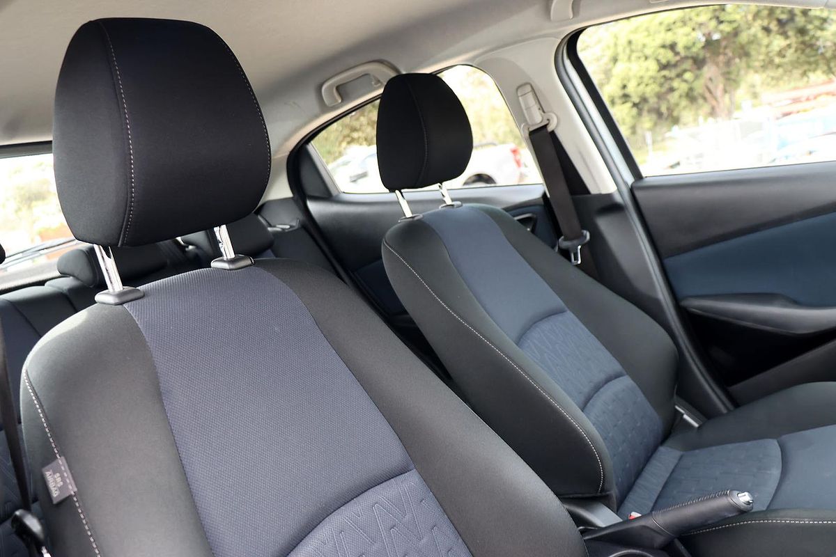 2015 Mazda 2 Maxx DJ Series