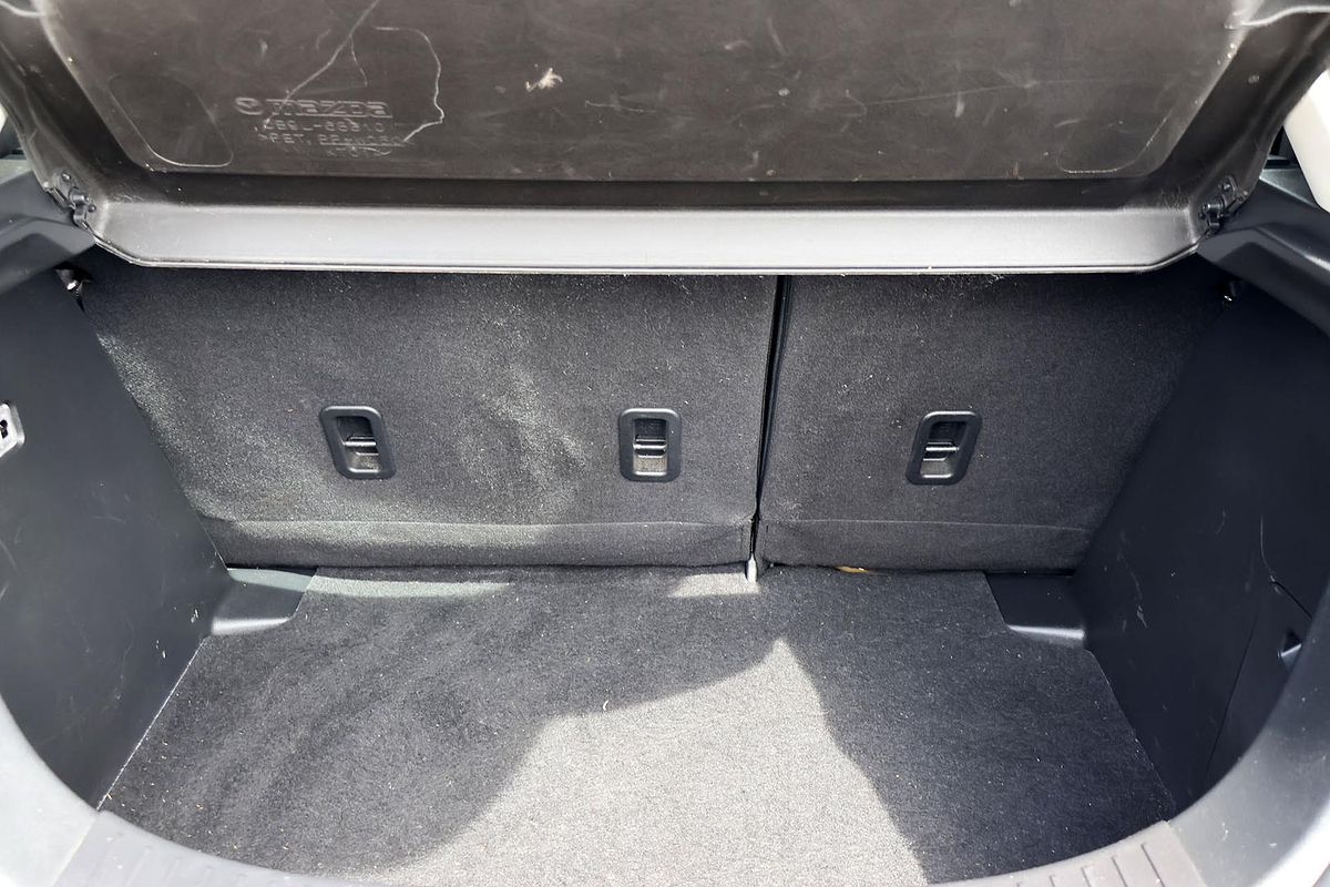 2015 Mazda 2 Maxx DJ Series