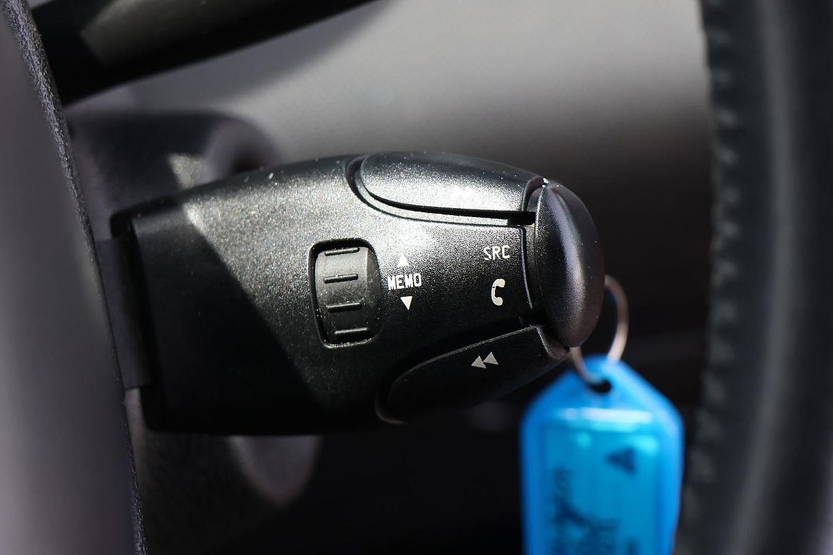 2012 Peugeot 308 Active T7