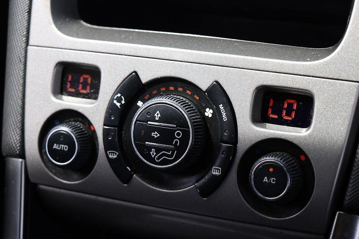 2012 Peugeot 308 Active T7