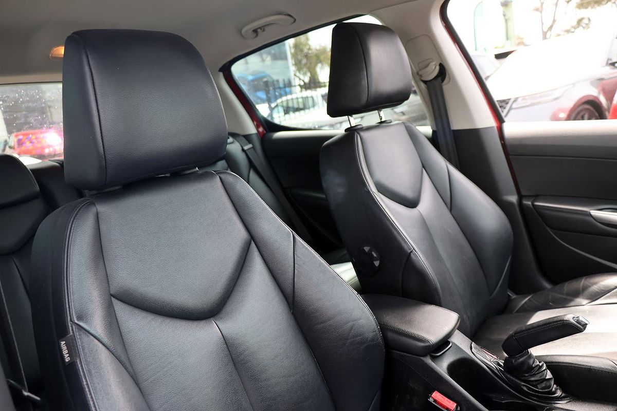 2012 Peugeot 308 Active T7