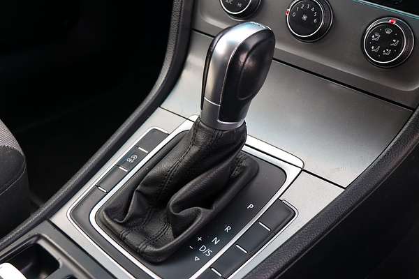 2014 Volkswagen Golf 90TSI 7