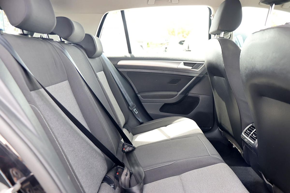 2014 Volkswagen Golf 90TSI 7