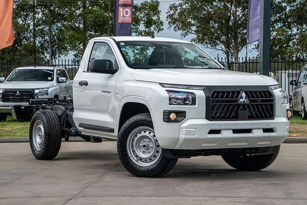2025 Mitsubishi Triton GLX MV 4X4