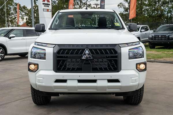 2025 Mitsubishi Triton GLX MV 4X4