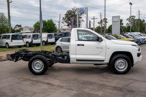2025 Mitsubishi Triton GLX MV 4X4