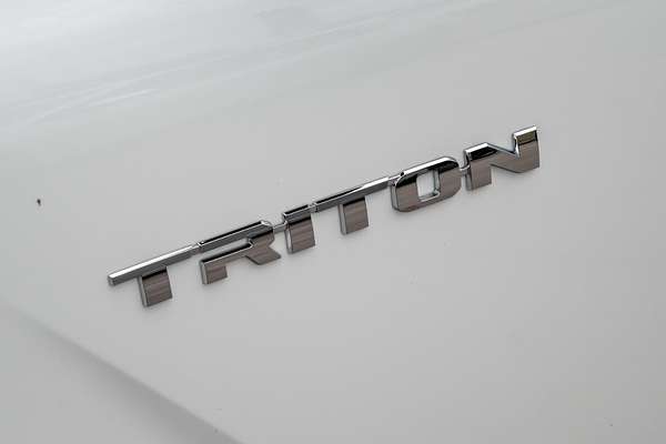 2025 Mitsubishi Triton GLX MV 4X4