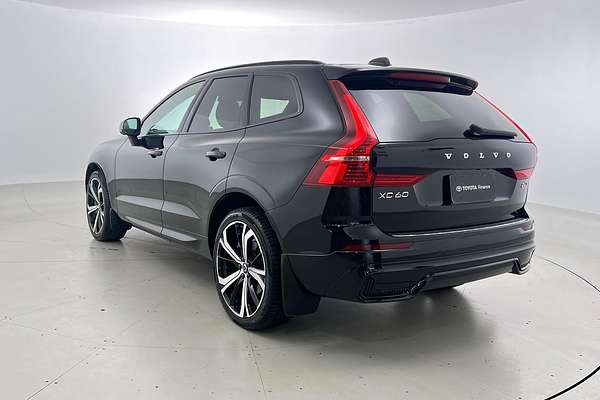 2021 Volvo XC60 T6 R-Design