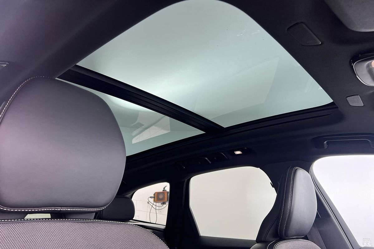 2021 Volvo XC60 T6 R-Design