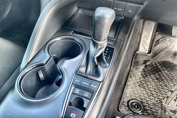 2021 Toyota Camry Ascent AXVH70R