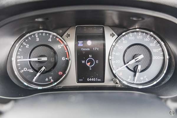 2020 Toyota Hilux SR5 GUN126R 4X4