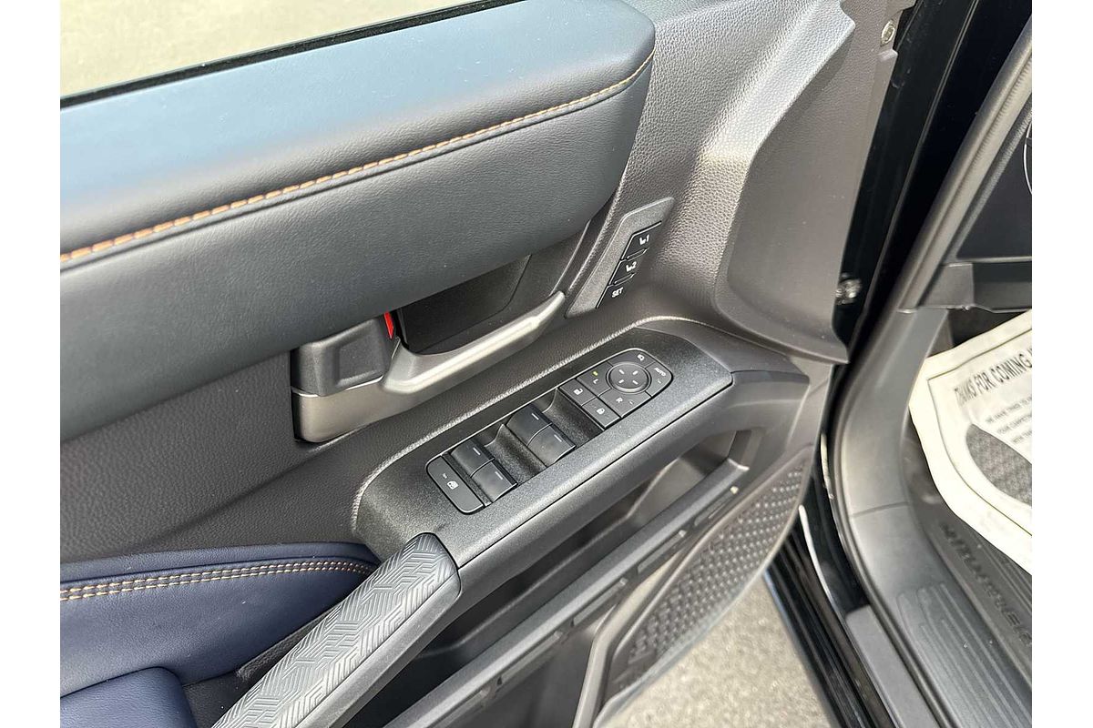 2025 Toyota 4Runner Hybrid Platinum