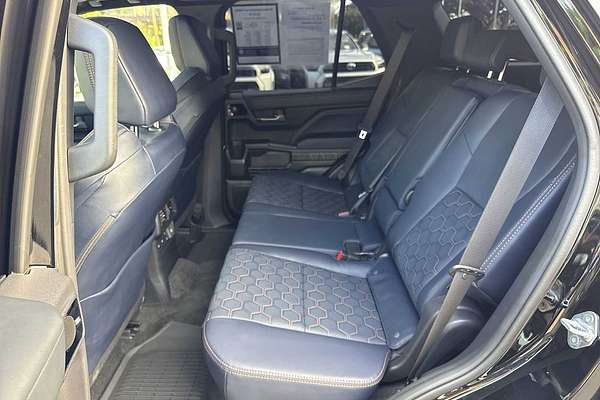 2025 Toyota 4Runner Hybrid Platinum