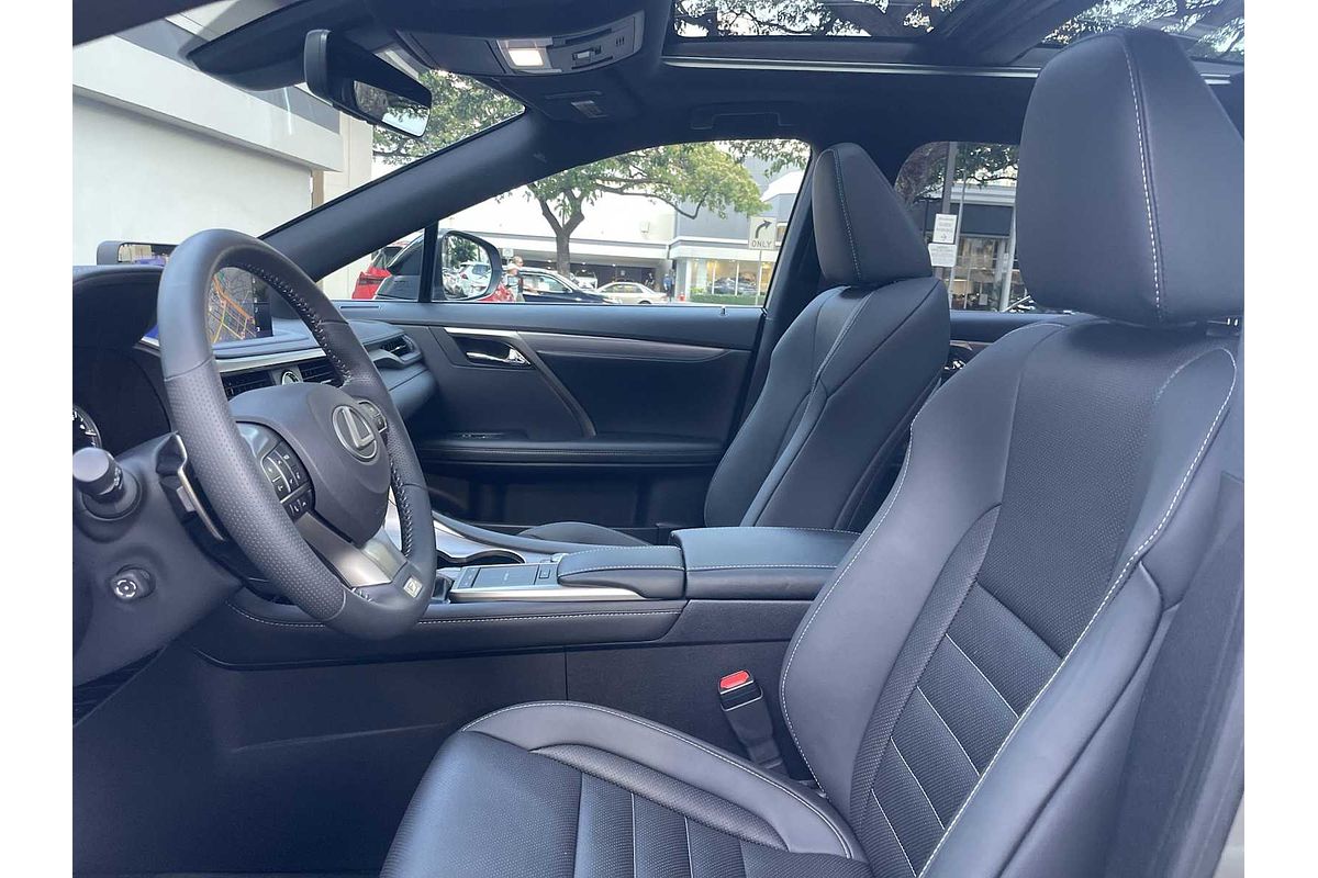 2022 Lexus RX F SPORT Handling