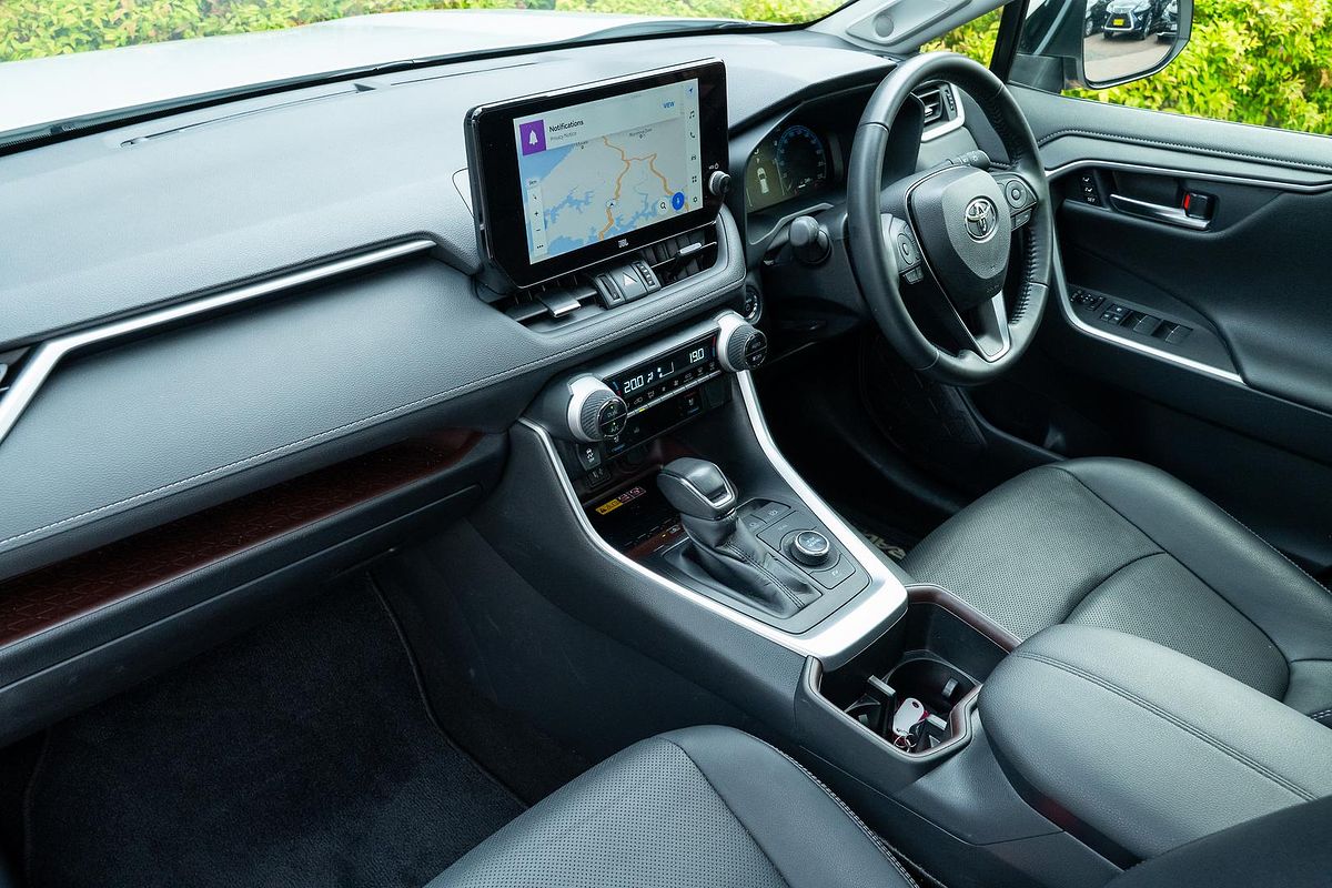 2024 Toyota RAV4 Cruiser AXAH54R