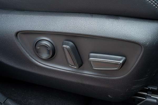 2024 Toyota RAV4 Cruiser AXAH54R