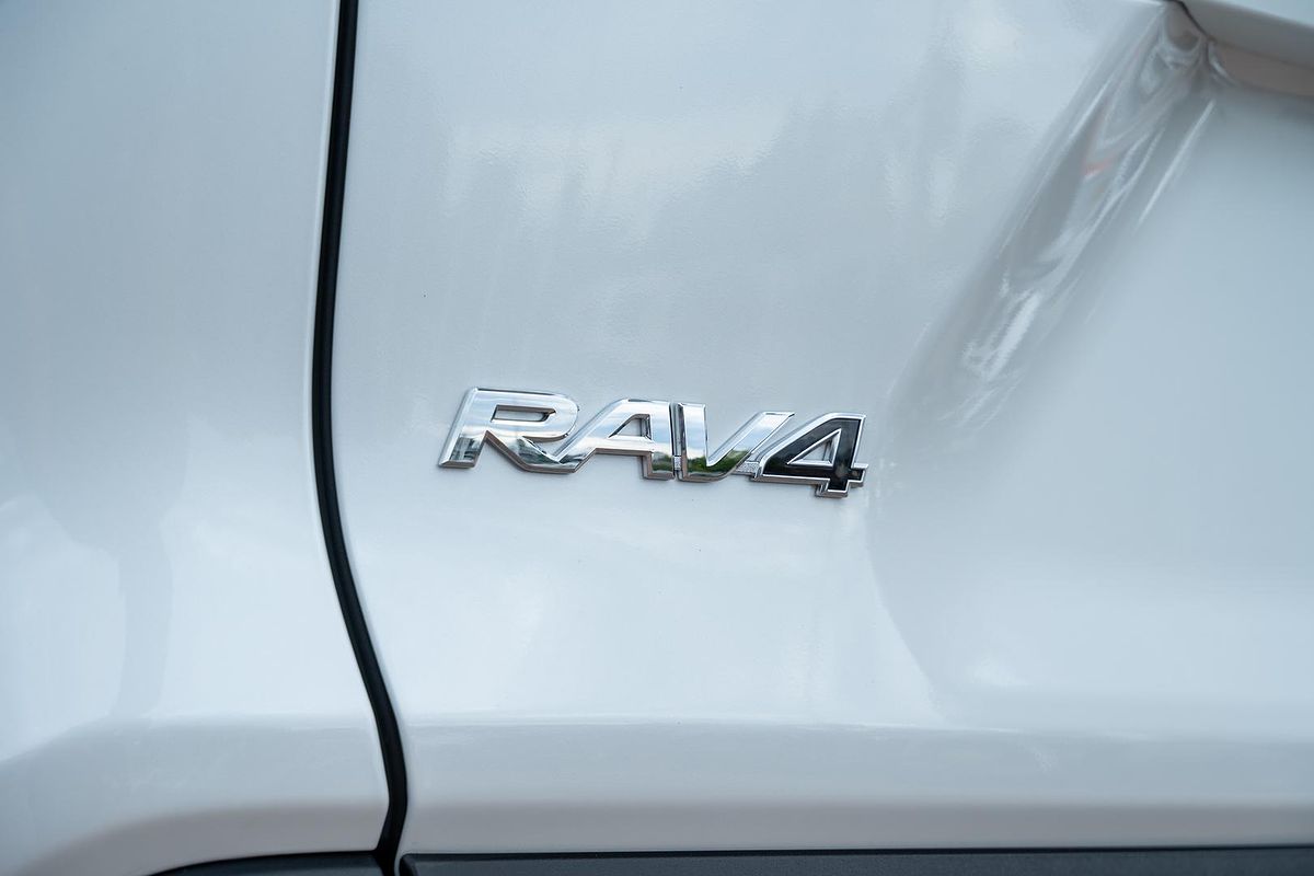 2024 Toyota RAV4 Cruiser AXAH54R