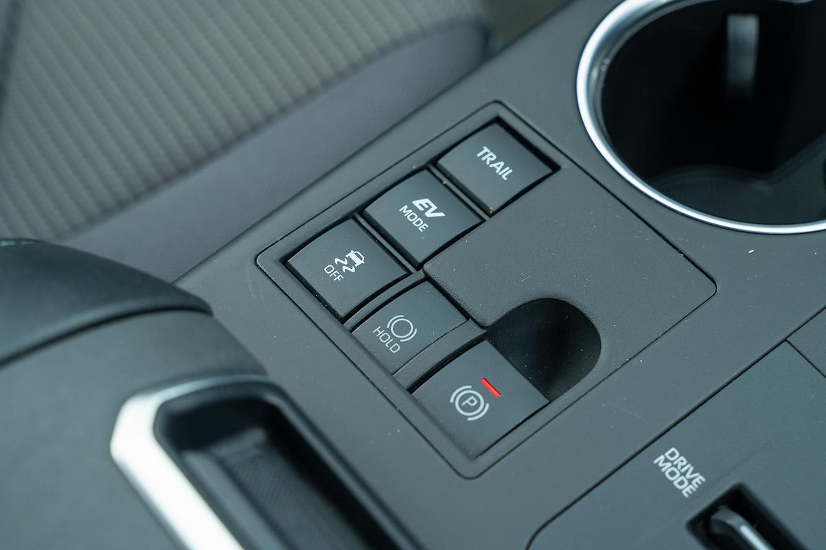 2024 Toyota Kluger GX AXUH78R