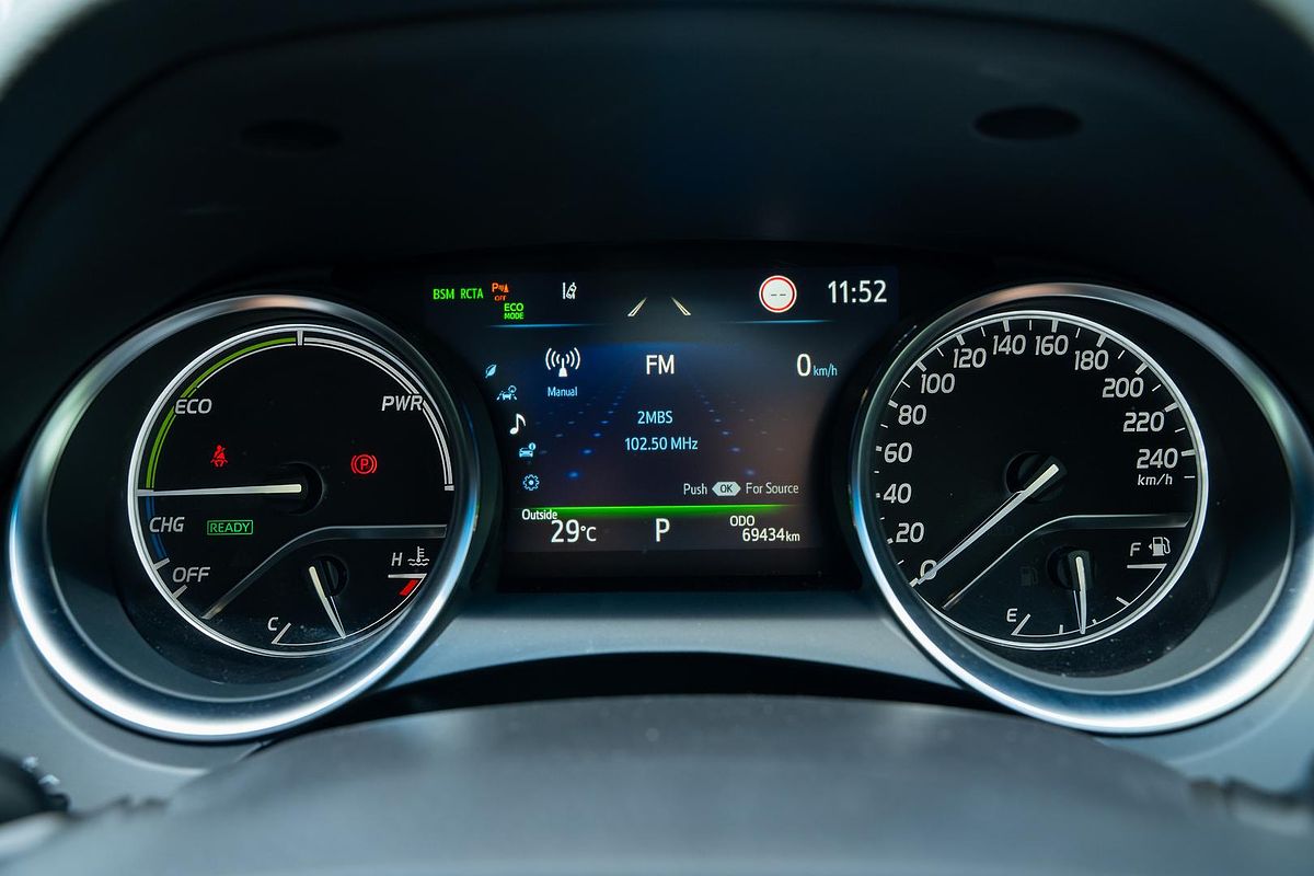 2021 Toyota Camry SX AXVH70R