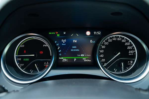 2021 Toyota Camry SX AXVH70R