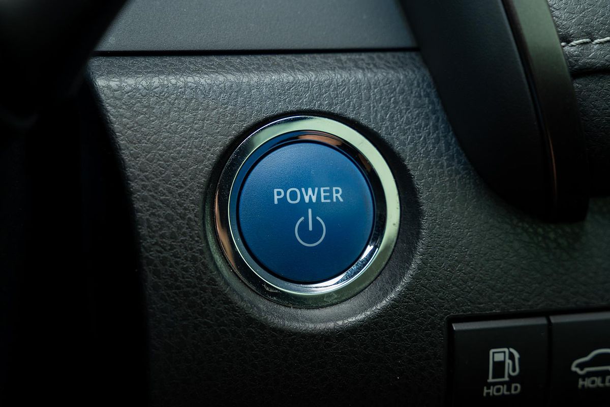 2021 Toyota Camry SX AXVH70R