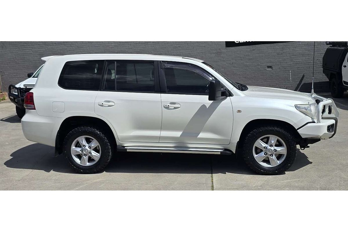 2011 Toyota Landcruiser Altitude VDJ200R