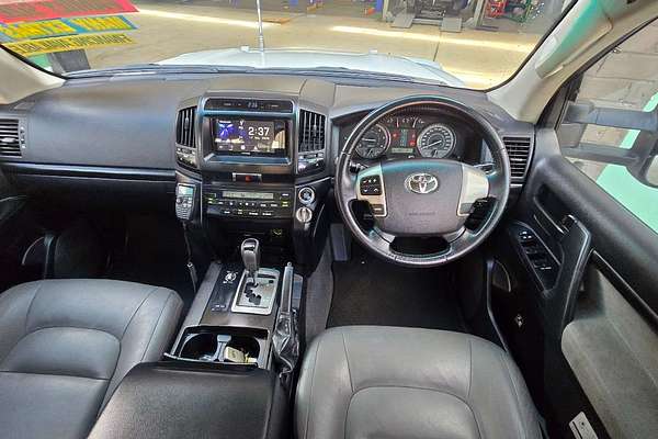 2011 Toyota Landcruiser Altitude VDJ200R