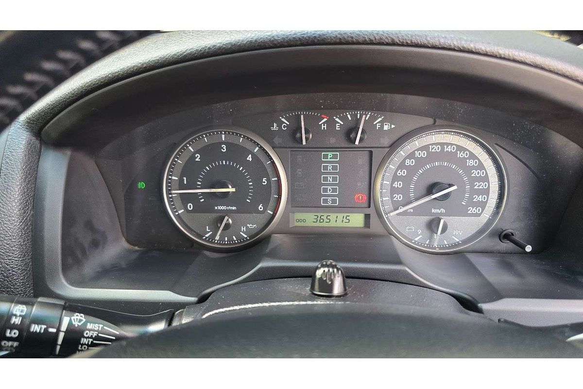 2011 Toyota Landcruiser Altitude VDJ200R