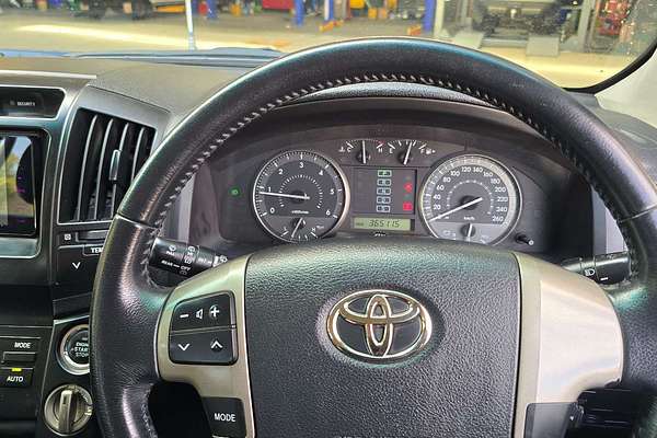 2011 Toyota Landcruiser Altitude VDJ200R