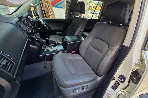 2011 Toyota Landcruiser Altitude VDJ200R