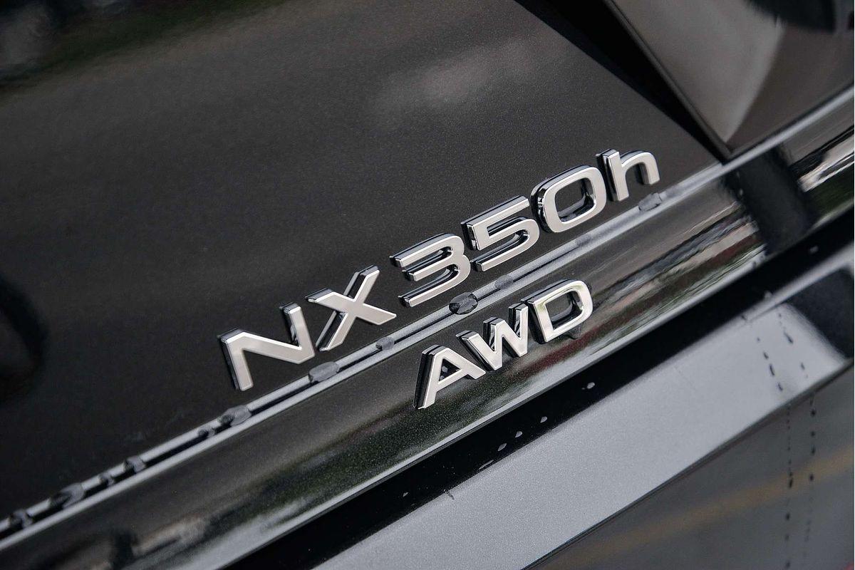 2024 Lexus NX NX350h Luxury AAZH25R