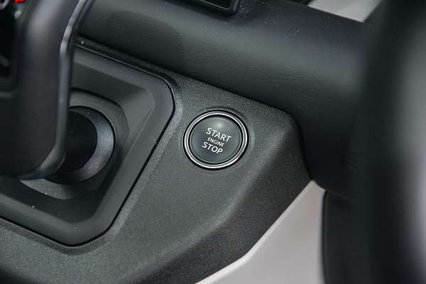 2024 Land Rover Defender 110 P400e X-Dynamic SE L663