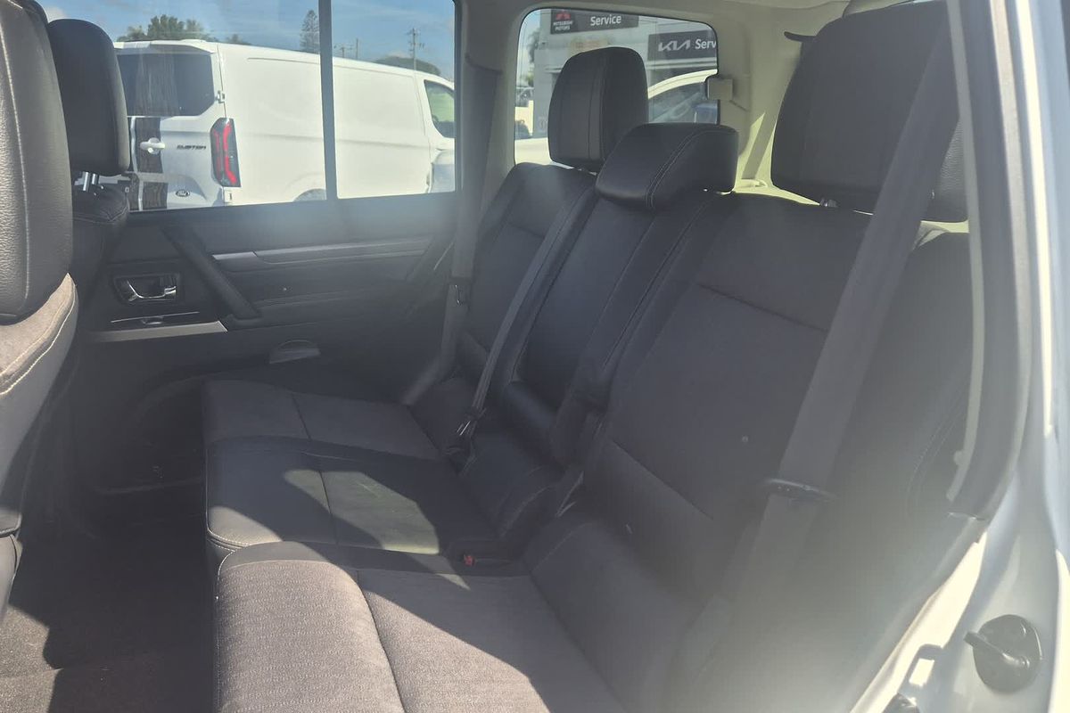2020 Mitsubishi Pajero GLS NX