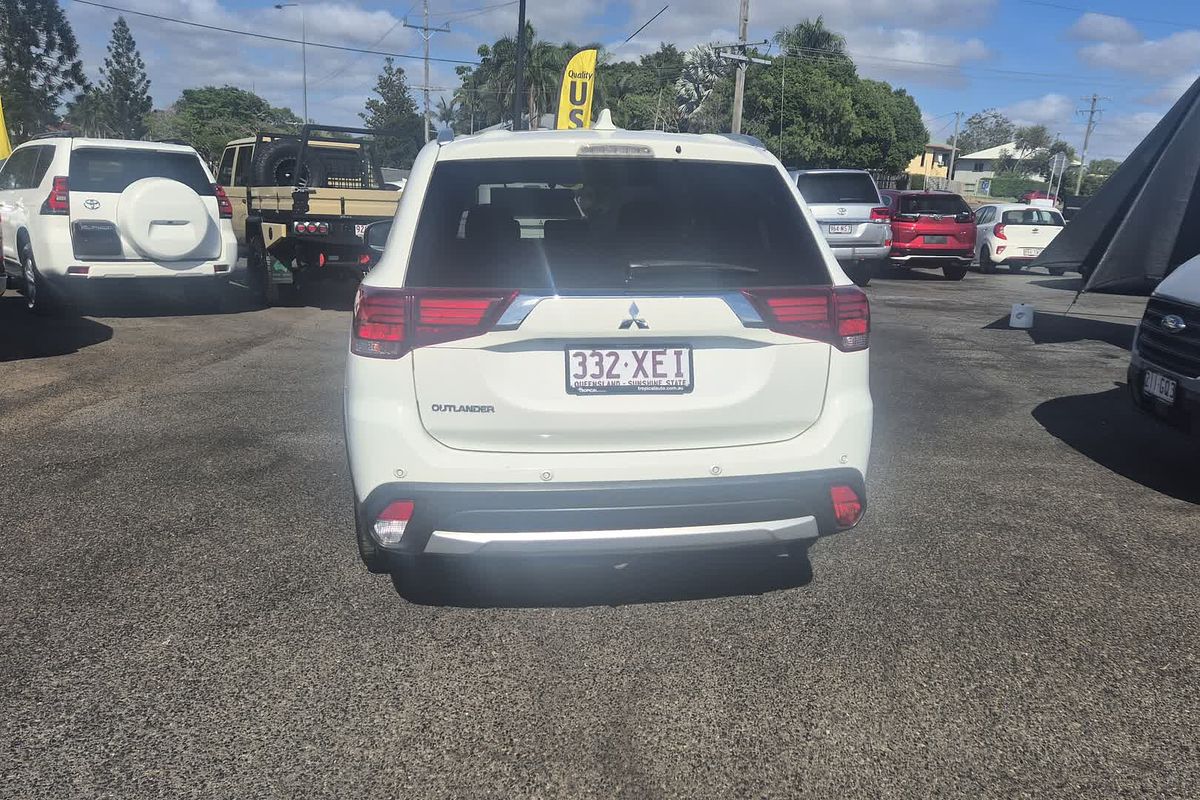 2017 Mitsubishi Outlander LS Safety Pack ZK