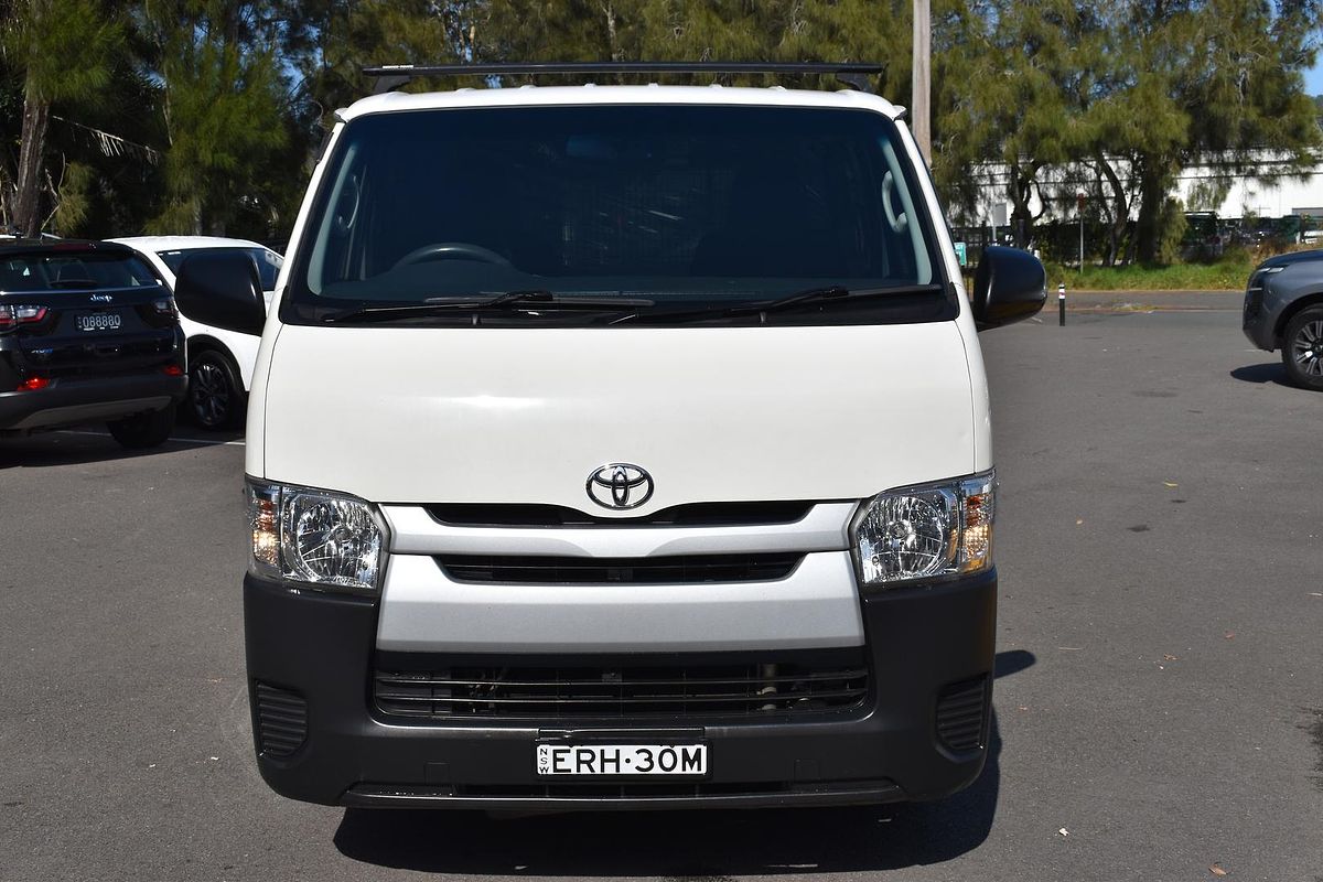 2017 Toyota Hiace KDH201R LWB