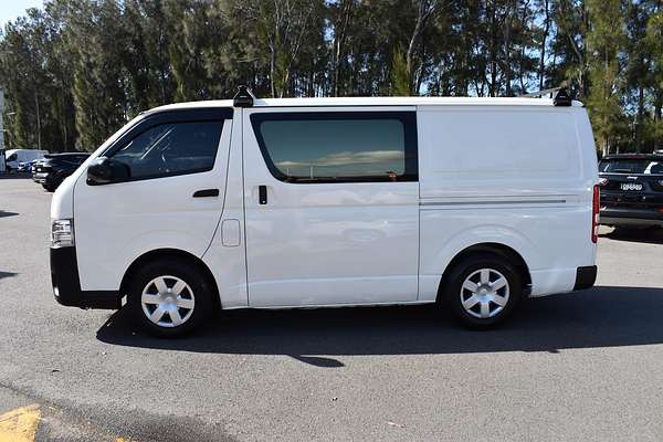 2017 Toyota Hiace KDH201R LWB